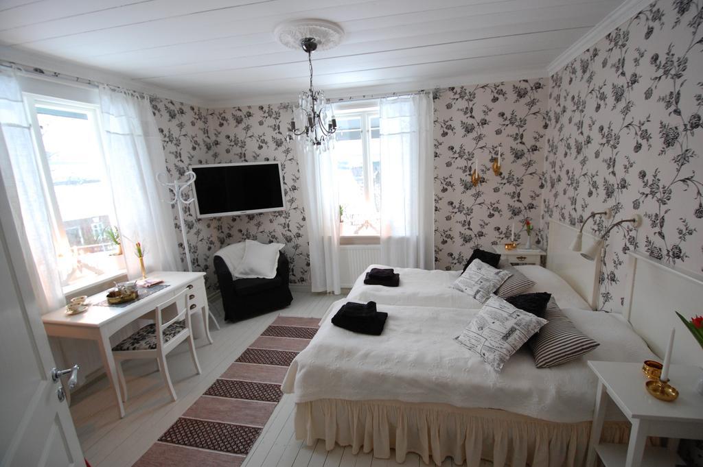 Brunnsgarden Bed & Breakfast Skellefteå Habitación foto
